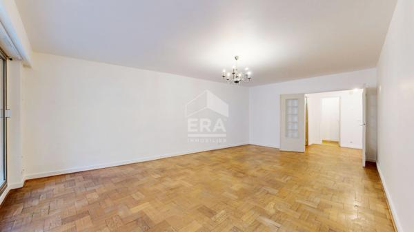 NICE - MUSICIENS / GAMBETTA : VASTE 4 PIÈCES AVEC TERRASSE ET BALCONS