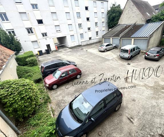 Issoudun 36100 - Appartement - 78m² - 1er étage - 4 pièces - 2 chambres - cave - emplacement de parking