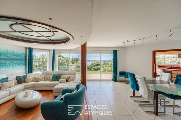 maison d’architecte tournée vers l’océan