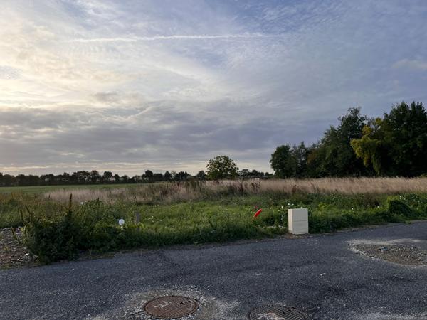 A VENDRE Terrain à La Ménitré- 567 m²