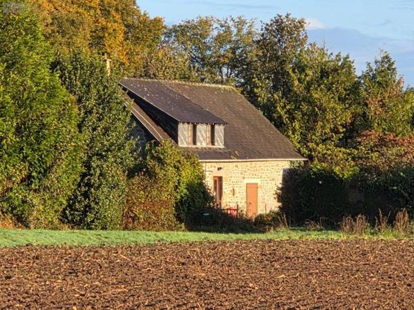 Maison à vendre à Cigné en Mayenne (53300), ref : 53075DLS25037