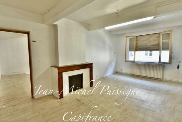 Immeuble 5 Appartements et Commerce à Vendre SAINT GAUDENS (31)