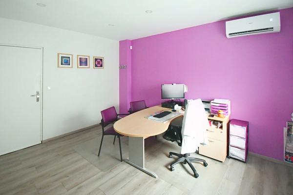 BEL APPARTEMENT DE PLAIN-PIED DE 66,4 M² AVEC PARKING PRIVATIF