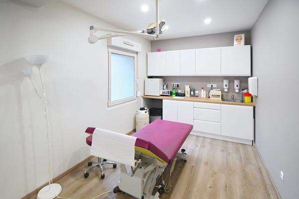 BEL APPARTEMENT DE PLAIN-PIED DE 66,4 M² AVEC PARKING PRIVATIF