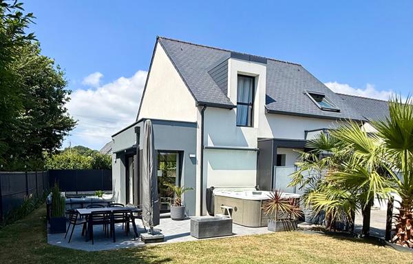 Maison contemporaine clé en main avec spa ? Prestations de qualité Guipavas
