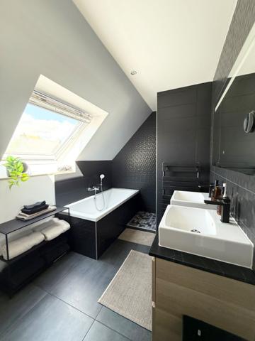 Maison contemporaine clé en main avec spa ? Prestations de qualité Guipavas