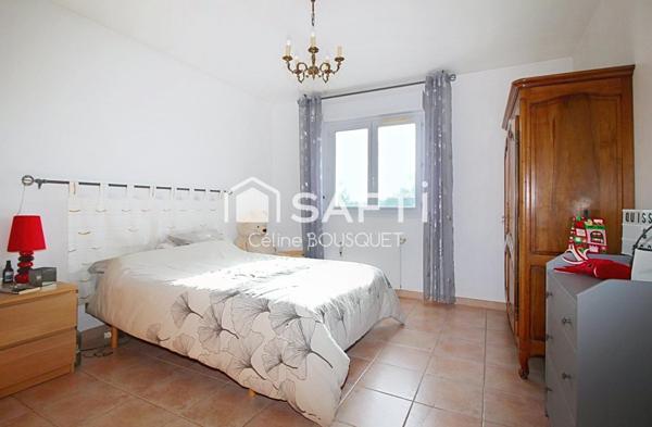 Maison de 131 m2 + piscine sur terrain de 4 450 m2