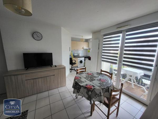 Appartement à louer 2 pièces 42.2m²