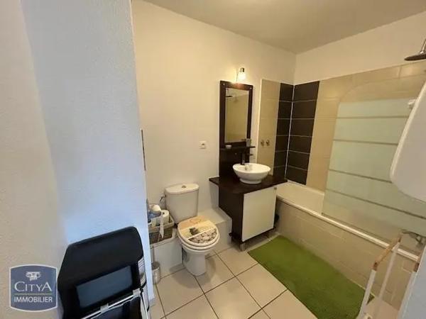 Appartement à louer 2 pièces 42.2m²