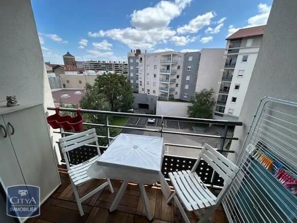 Appartement à louer 2 pièces 42.2m²