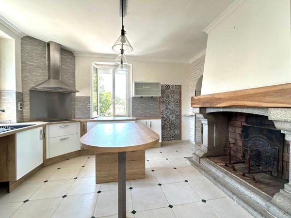 Belle maison familiale 5 chambres avec piscine