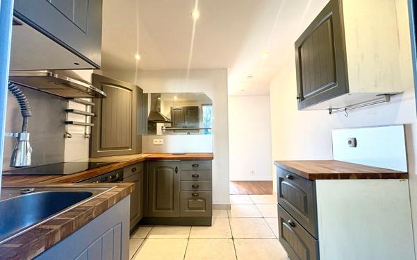 Appartement à vendre    2 pièces • 56 m2 Le Cannet