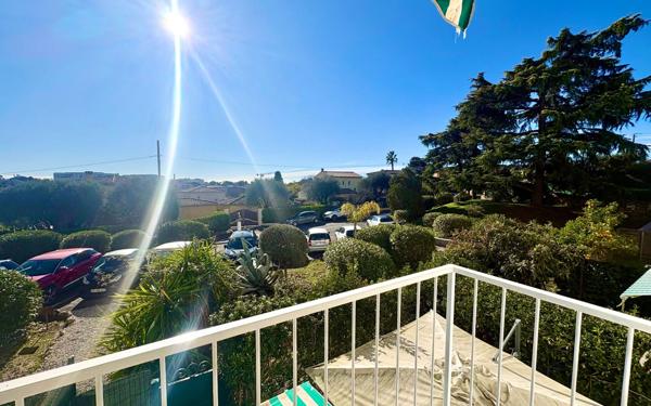 Appartement à vendre    2 pièces • 56 m2 Le Cannet