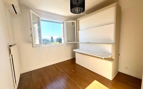 Appartement à vendre    2 pièces • 56 m2 Le Cannet