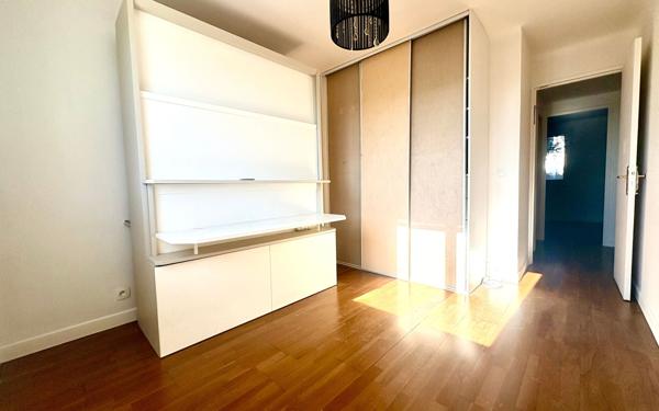 Appartement à vendre    2 pièces • 56 m2 Le Cannet