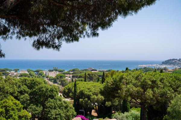 Maison à vendre  7 pièces - 150 m2 CAVALAIRE SUR MER - 83