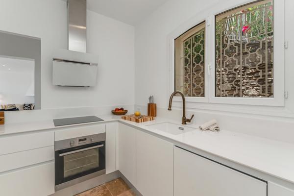 Maison à vendre  7 pièces - 150 m2 CAVALAIRE SUR MER - 83