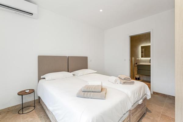 Maison à vendre  7 pièces - 150 m2 CAVALAIRE SUR MER - 83