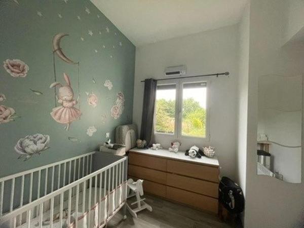 Maison 8 pièces, 4 chambres, dépendances 500 m², grand terrain