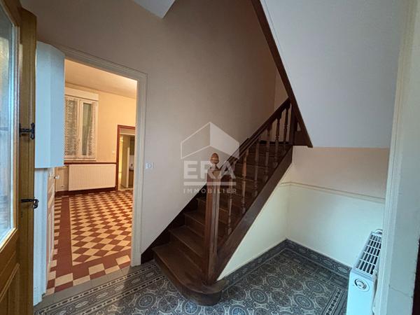Maison  104 m2 Tergnier 5 pièce(s)