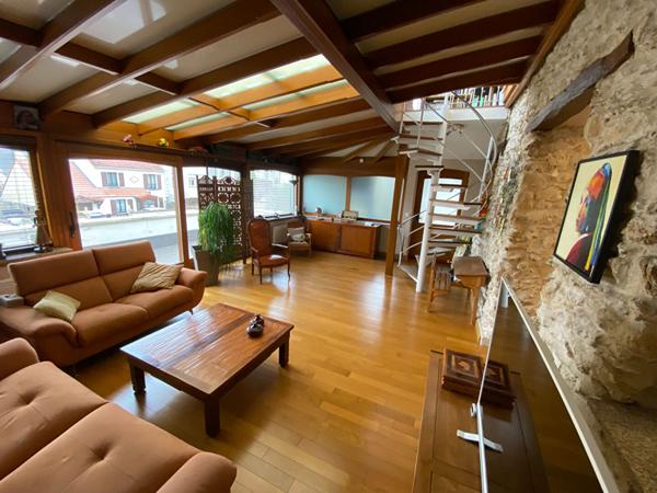 Appartement Saint Fargeau Ponthierry 7 pièce(s) 124 m2, loft, 3 chambres, garage, terrasses