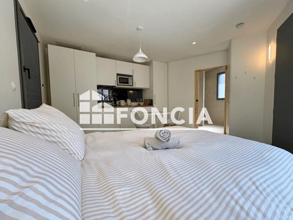 Location Studio meublé 24 m² - 13 RUE DE VAUTREUIL La Rochelle 17000