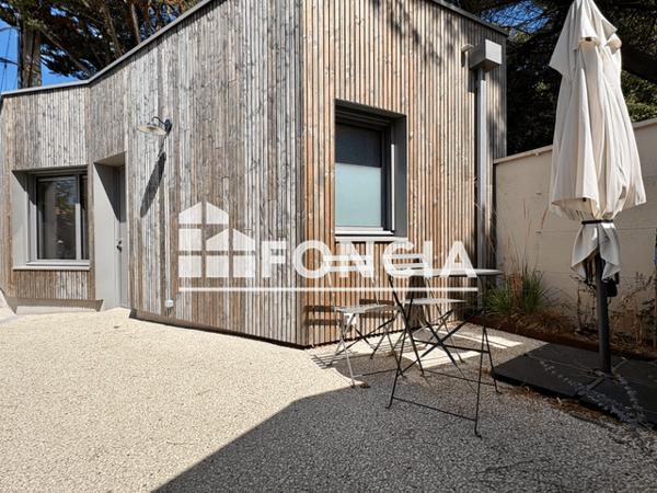 Location Studio meublé 24 m² - 13 RUE DE VAUTREUIL La Rochelle 17000