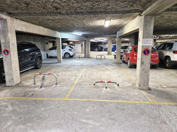 Bureau 167 M2 à AIX EN PROVENCE (13)