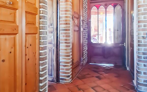 Maison à vendre    6 pièces •  Bon-Encontre