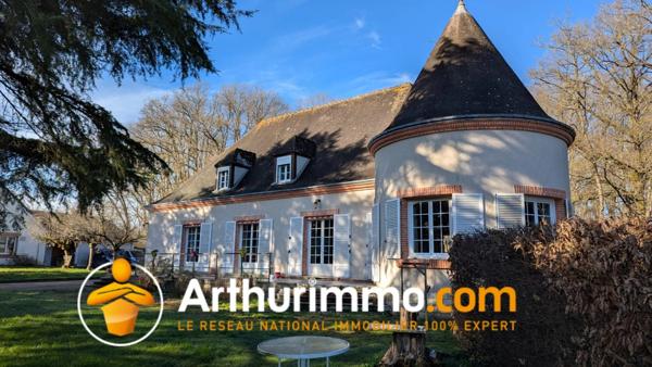 Vente Maison 10 pièces 262 m2 à Gien