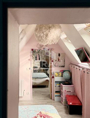 Charmante longère rénovée avec vue dégagée et dépendance