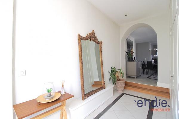 Appartement T2 (84 m² Carrez)  à MORTEAU