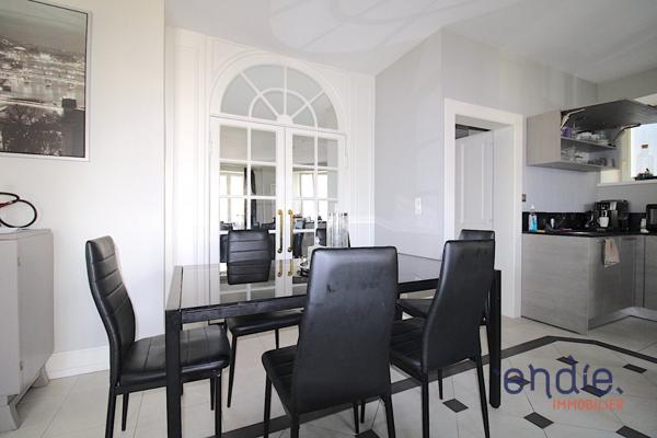 Appartement T2 (84 m² Carrez)  à MORTEAU