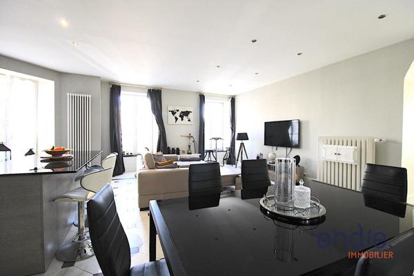 Appartement T2 (84 m² Carrez)  à MORTEAU