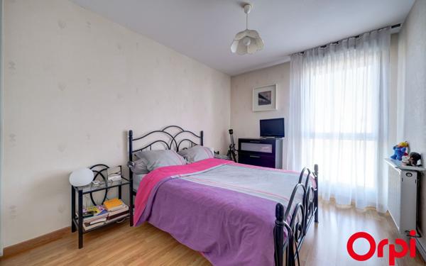 Appartement à vendre    3 pièces • 65,61 m2 Vénissieux