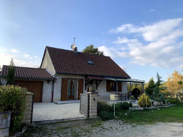 Jolie maison avec piscine