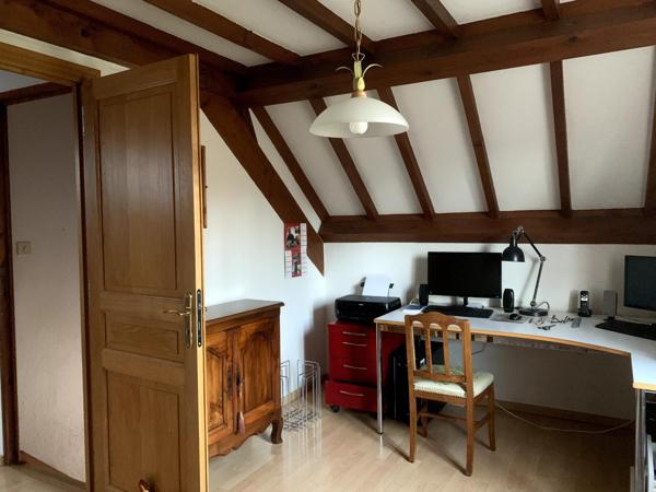 Jolie maison avec piscine