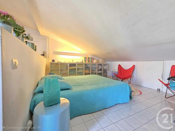 Maison à vendre  10 pièces - 450 m2 SIX FOURS LES PLAGES - 83