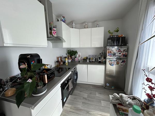 Appartement Carrieres Sous Poissy 2 pièce(s) 41.61 m2 Loyer 900 €/mois charges comprises **  - Référence  9406