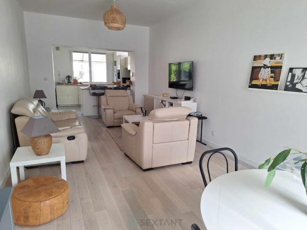 MAISON AVEC GRAND POTENTIEL !