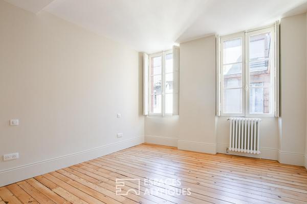 Bel appartement de caractère aux Carmes