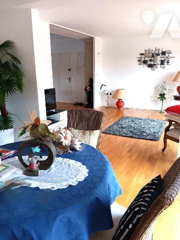 Appartement T4 bis en duplex sur LONS LE SAUNIER.