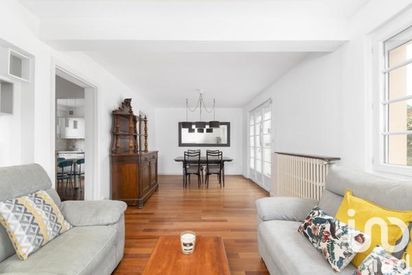 Maison 4 pièces de 81 m² à Castelginest (31780)