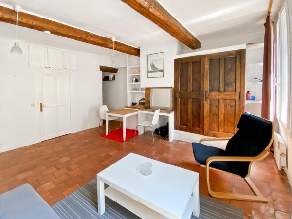 Aix-en-Provence (13100) Studio meublé rue d'Italie