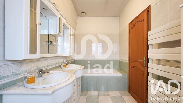 Maison à vendre 5 pièces 130 m² Ozoir-la-Ferrière