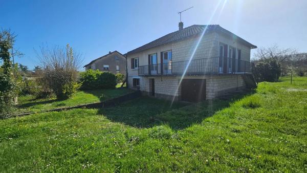 Maison à vendre 6 pièces SAINT BENOIT (86), 115 m².