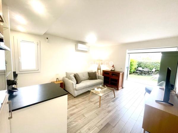 Appartement à SANARY-SUR-MER, 83110 - 1 pièce 34m²