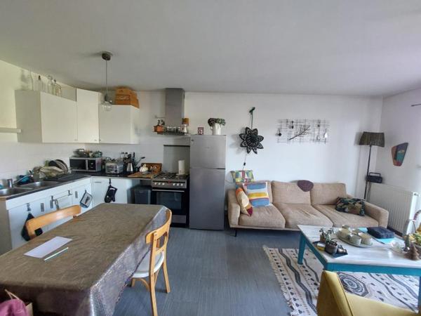 Appartement T4 à louer - 77 m² (réf : 575532)