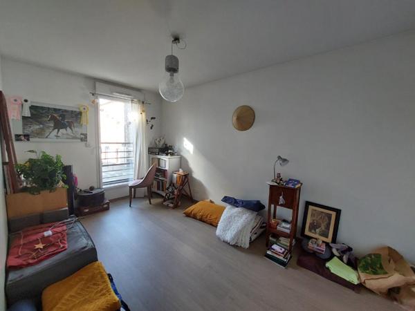 Appartement T4 à louer - 77 m² (réf : 575532)