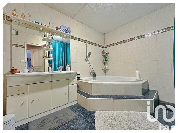 Appartement à vendre 3 pièces 82 m² Gujan-Mestras